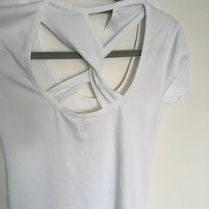 ❄️⛄️Lolë workout top⛄️❄️